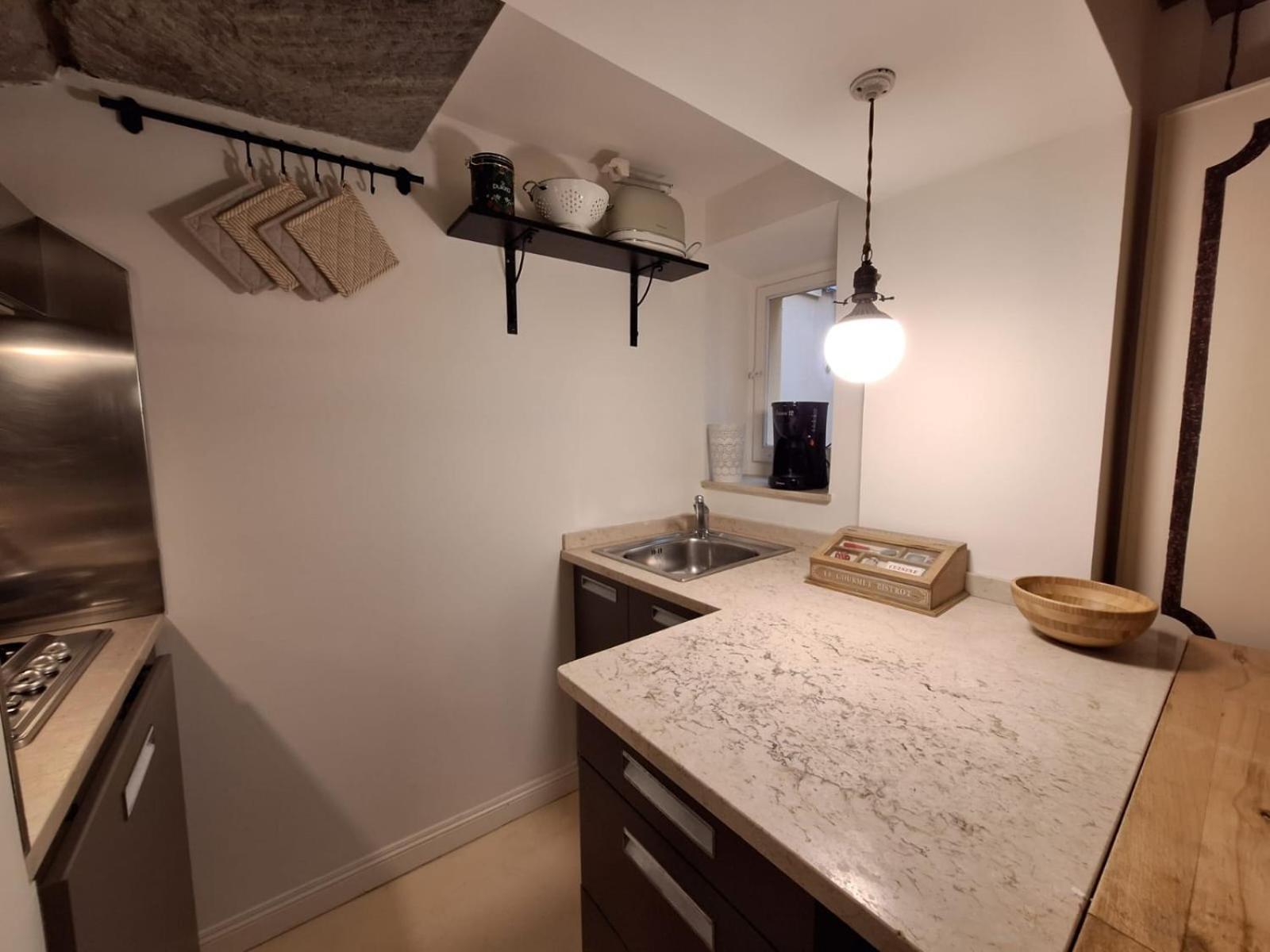 Cozy & Charming Florentine Hideaway By Oteego Florence Luaran gambar